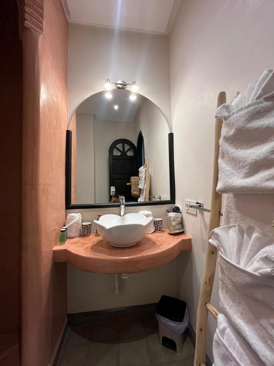 Riad Come & Va Marrakesh Buitenkant foto